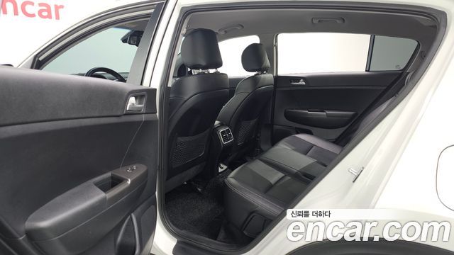 Kia Sportage The Bold Diesel 2.0 2WD Prestige 2019 — фото 12