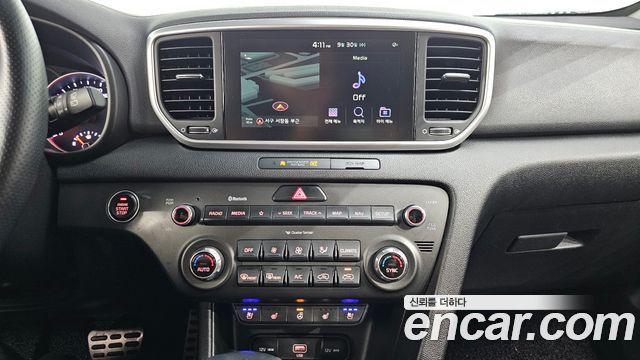 Kia Sportage The Bold Diesel 2.0 2WD Prestige 2019 — фото 14