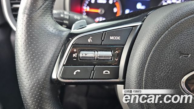Kia Sportage The Bold Diesel 2.0 2WD Prestige 2019 — фото 19
