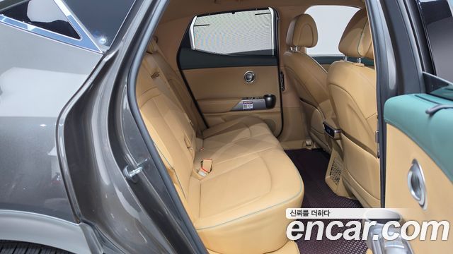 Genesis GV60 Standard 2025 — фото 11