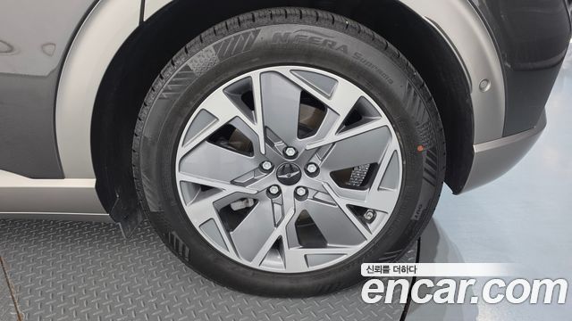 Genesis GV60 Standard 2025 — фото 21