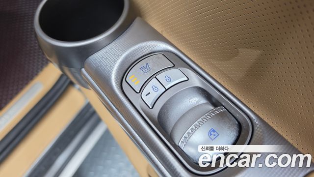 Genesis GV60 Standard 2025 — фото 28