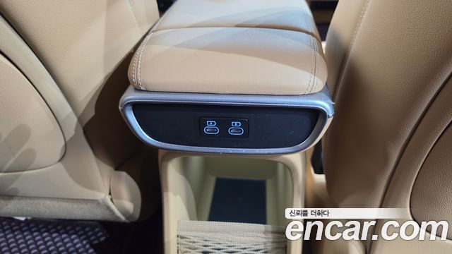 Genesis GV60 Standard 2025 — фото 41