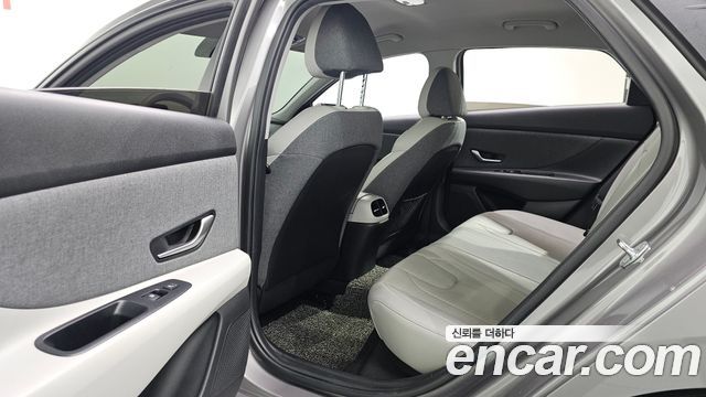 Hyundai Avante (CN7) 1.6 Inspiration 2021 — фото 12