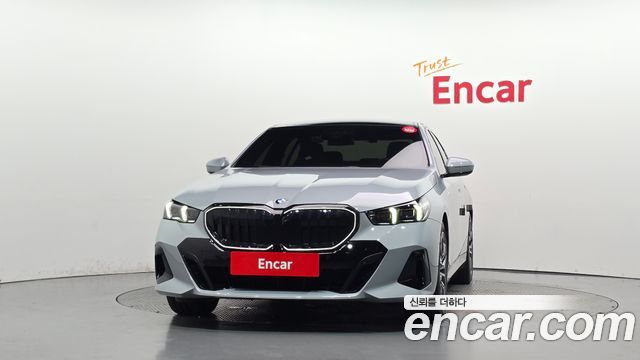BMW 5 Series (G60) 520i M Sport 2025 — фото 3