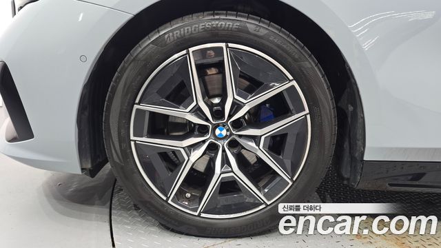 BMW 5 Series (G60) 520i M Sport 2025 — фото 5
