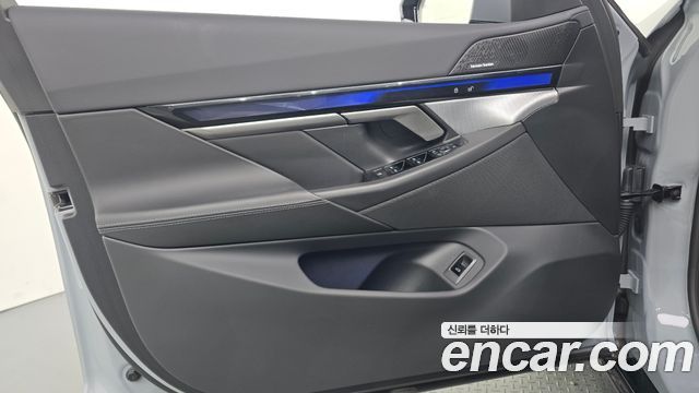 BMW 5 Series (G60) 520i M Sport 2025 — фото 24