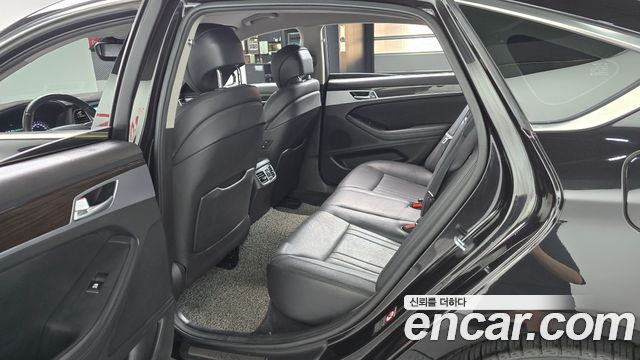 Genesis G80 3.3 GDI Luxury 2018 — фото 11
