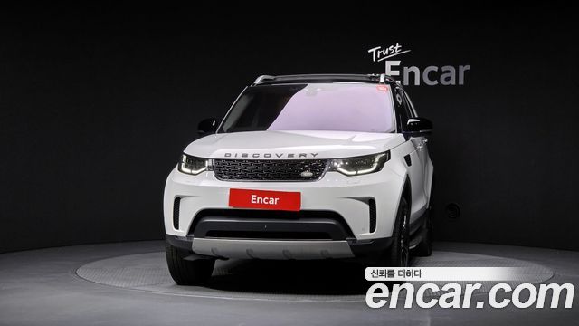 Land Rover Discovery 5 3.0 TD6 HSE Luxury 2018 — фото 3