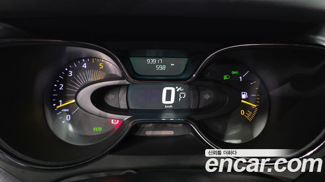 Renault Korea QM3 RE 2015 — фото 8