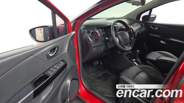 Renault Korea QM3 RE 2015 — фото 10