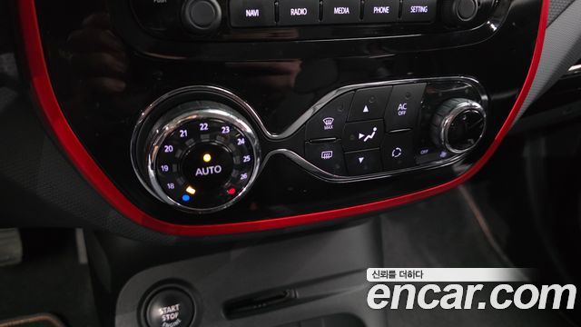 Renault Korea QM3 RE 2015 — фото 17