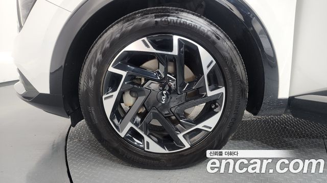 Kia Sportage (V) Gasoline 1.6 Turbo 2WD Signature 2022 — фото 5