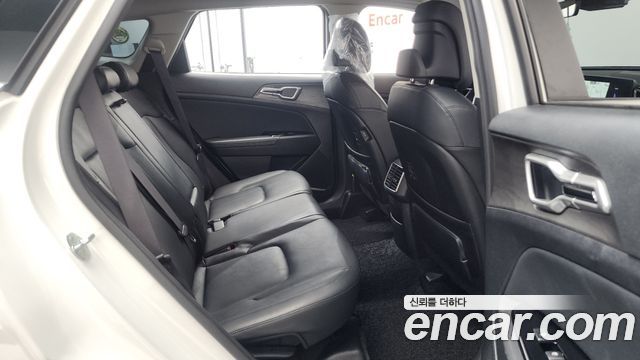 Kia Sportage (V) Gasoline 1.6 Turbo 2WD Signature 2022 — фото 11