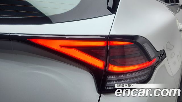 Kia Sportage (V) Gasoline 1.6 Turbo 2WD Signature 2022 — фото 23