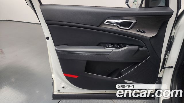 Kia Sportage (V) Gasoline 1.6 Turbo 2WD Signature 2022 — фото 24