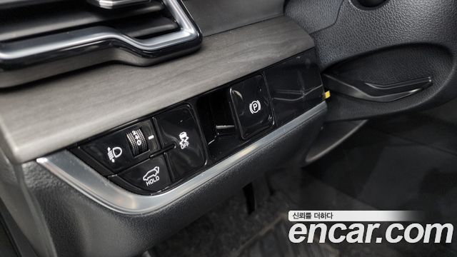 Kia Sportage (V) Gasoline 1.6 Turbo 2WD Signature 2022 — фото 28