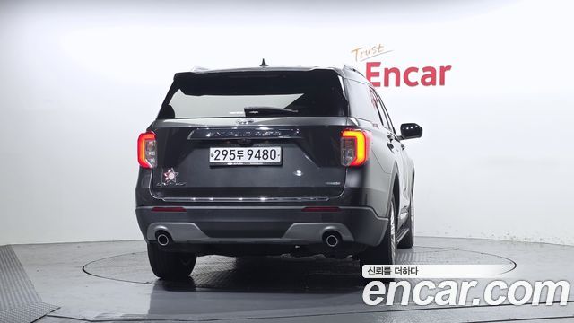 Ford Explorer (VI) 2.3 LimIted 4WD 2020 — фото 4