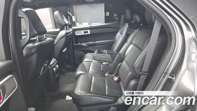 Ford Explorer (VI) 2.3 LimIted 4WD 2020 — фото 12