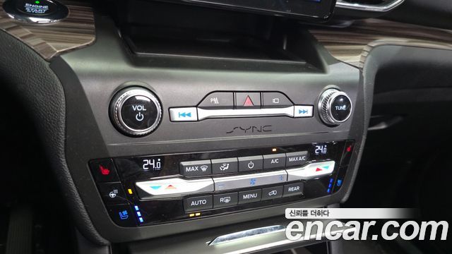 Ford Explorer (VI) 2.3 LimIted 4WD 2020 — фото 18