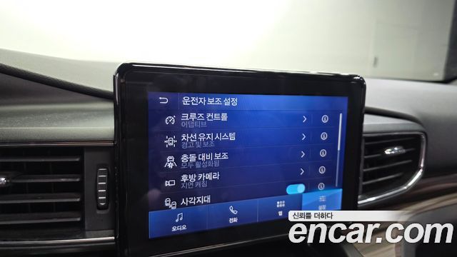 Ford Explorer (VI) 2.3 LimIted 4WD 2020 — фото 19