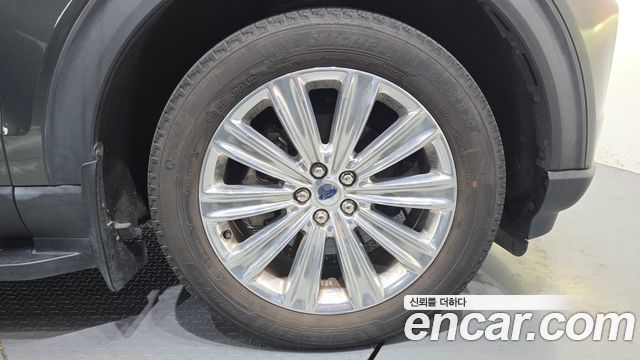 Ford Explorer (VI) 2.3 LimIted 4WD 2020 — фото 21