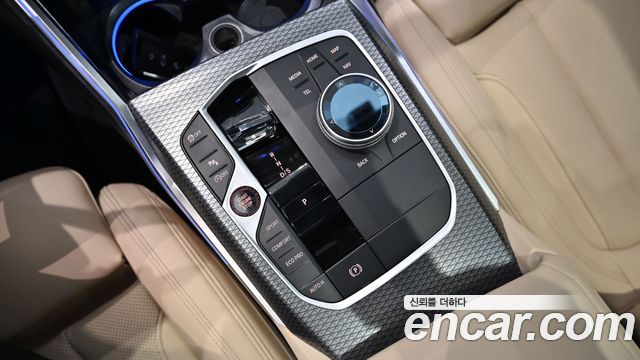 BMW 3 Series (G20) 320i M Sport 2023 — фото 9