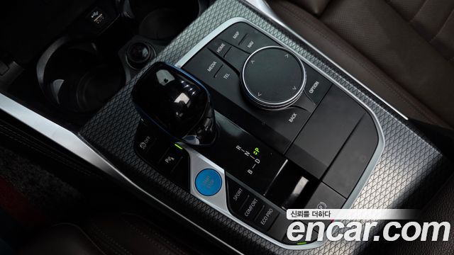 BMW i4 eDrive40 M Sports Pro 2023 — фото 9