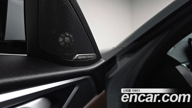 BMW i4 eDrive40 M Sports Pro 2023 — фото 19