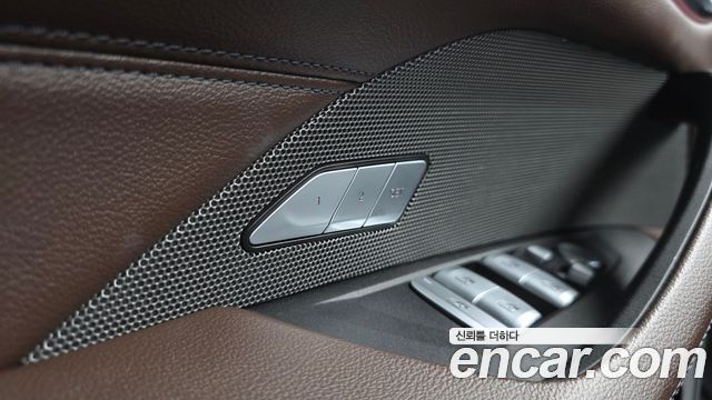 BMW i4 eDrive40 M Sports Pro 2023 — фото 34