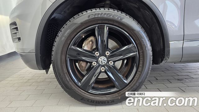 Volkswagen Touareg V6 3.0 TDI Bluemotion 7P5 2012 — фото 5