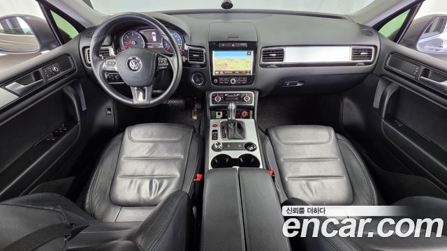 Volkswagen Touareg V6 3.0 TDI Bluemotion 7P5 2012 — фото 7