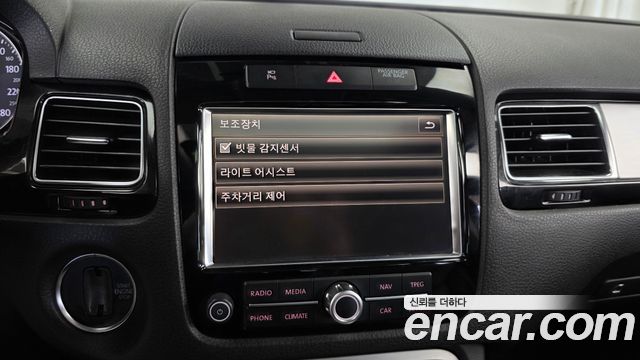 Volkswagen Touareg V6 3.0 TDI Bluemotion 7P5 2012 — фото 20