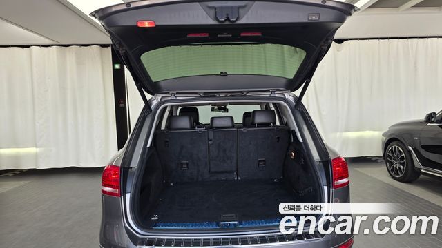 Volkswagen Touareg V6 3.0 TDI Bluemotion 7P5 2012 — фото 24
