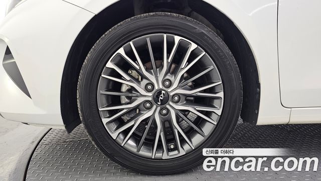 Kia K3 (II) 1.6 Noblesse 2022 — фото 5