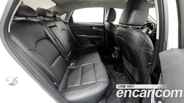 Kia K3 (II) 1.6 Noblesse 2022 — фото 12