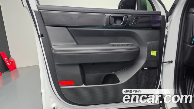 Hyundai Santa Fe (MX5) HEV 1.6 2WD Calligraphy 2024 — фото 30