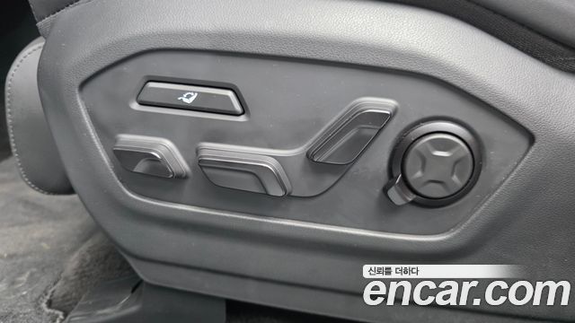 Hyundai Santa Fe (MX5) HEV 1.6 2WD Calligraphy 2024 — фото 37