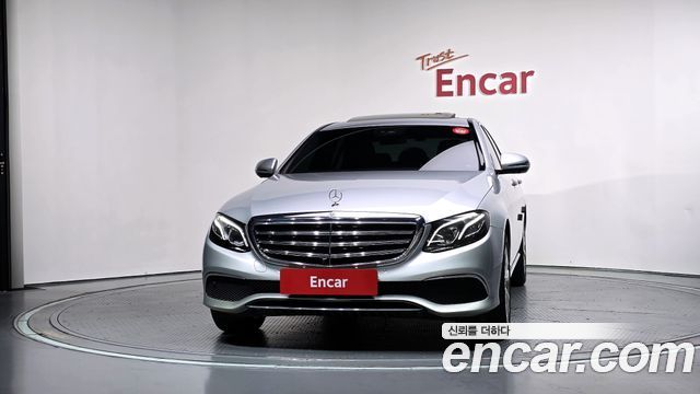 Mercedes-Benz E-Class (W213) E300 4MATIC Exclusive Standard 2018 — фото 3
