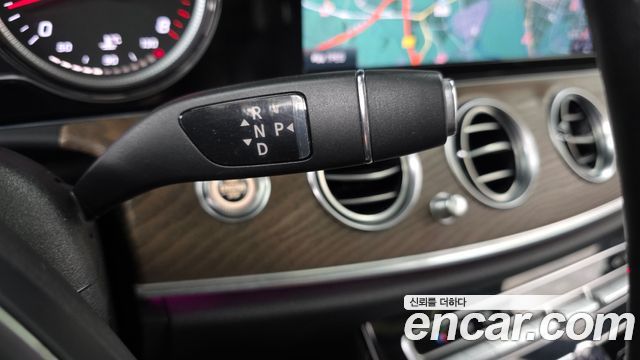 Mercedes-Benz E-Class (W213) E300 4MATIC Exclusive Standard 2018 — фото 9