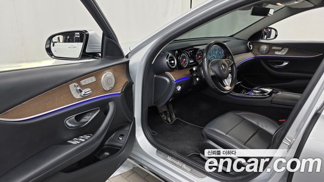 Mercedes-Benz E-Class (W213) E300 4MATIC Exclusive Standard 2018 — фото 10
