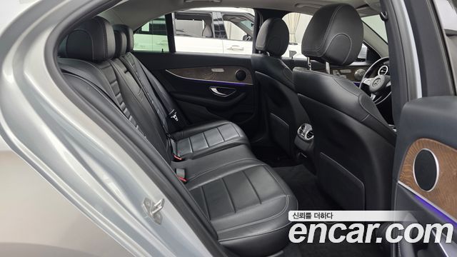 Mercedes-Benz E-Class (W213) E300 4MATIC Exclusive Standard 2018 — фото 11