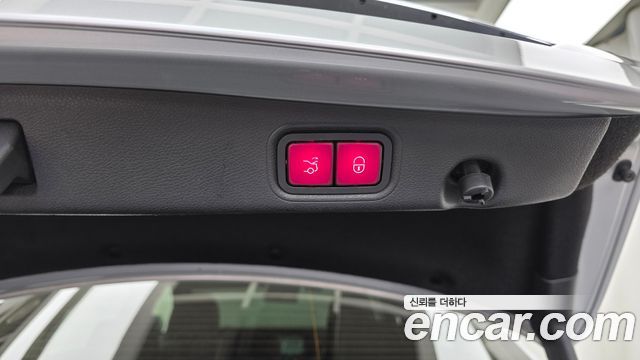 Mercedes-Benz E-Class (W213) E300 4MATIC Exclusive Standard 2018 — фото 30
