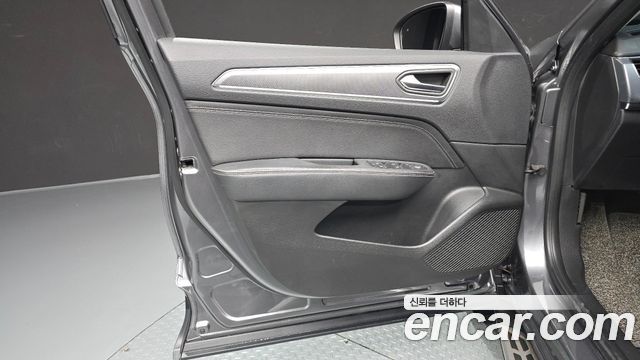 Renault Korea XM3 1.3 TCe RE Signature 2020 — фото 24