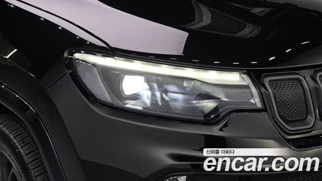 Jeep Compass (II) S 2.4 AWD 2022 — фото 22