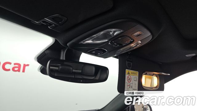 Jeep Compass (II) S 2.4 AWD 2022 — фото 31