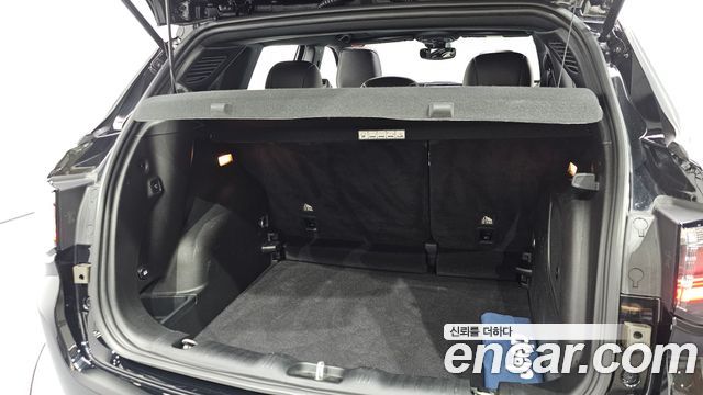 Jeep Compass (II) S 2.4 AWD 2022 — фото 35