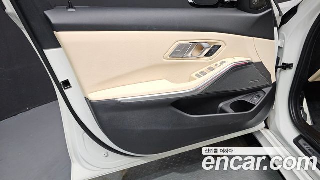 BMW 3 Series (G20) 320i M Sport 2023 — фото 24