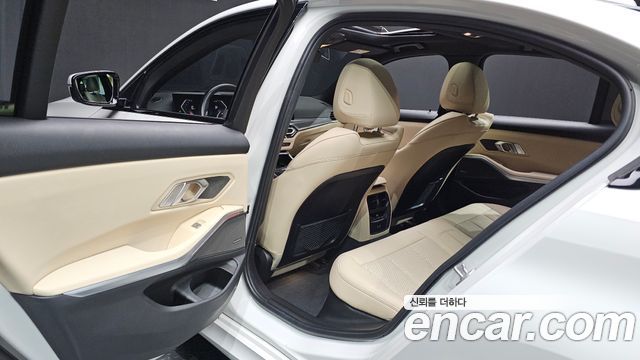 BMW 3 Series (G20) 320i M Sport 2023 — фото 26