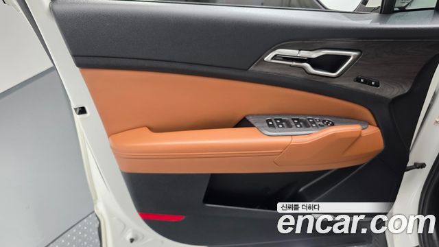 Kia Sportage (V) Gasoline 1.6 Turbo 2WD Signature 2022 — фото 24